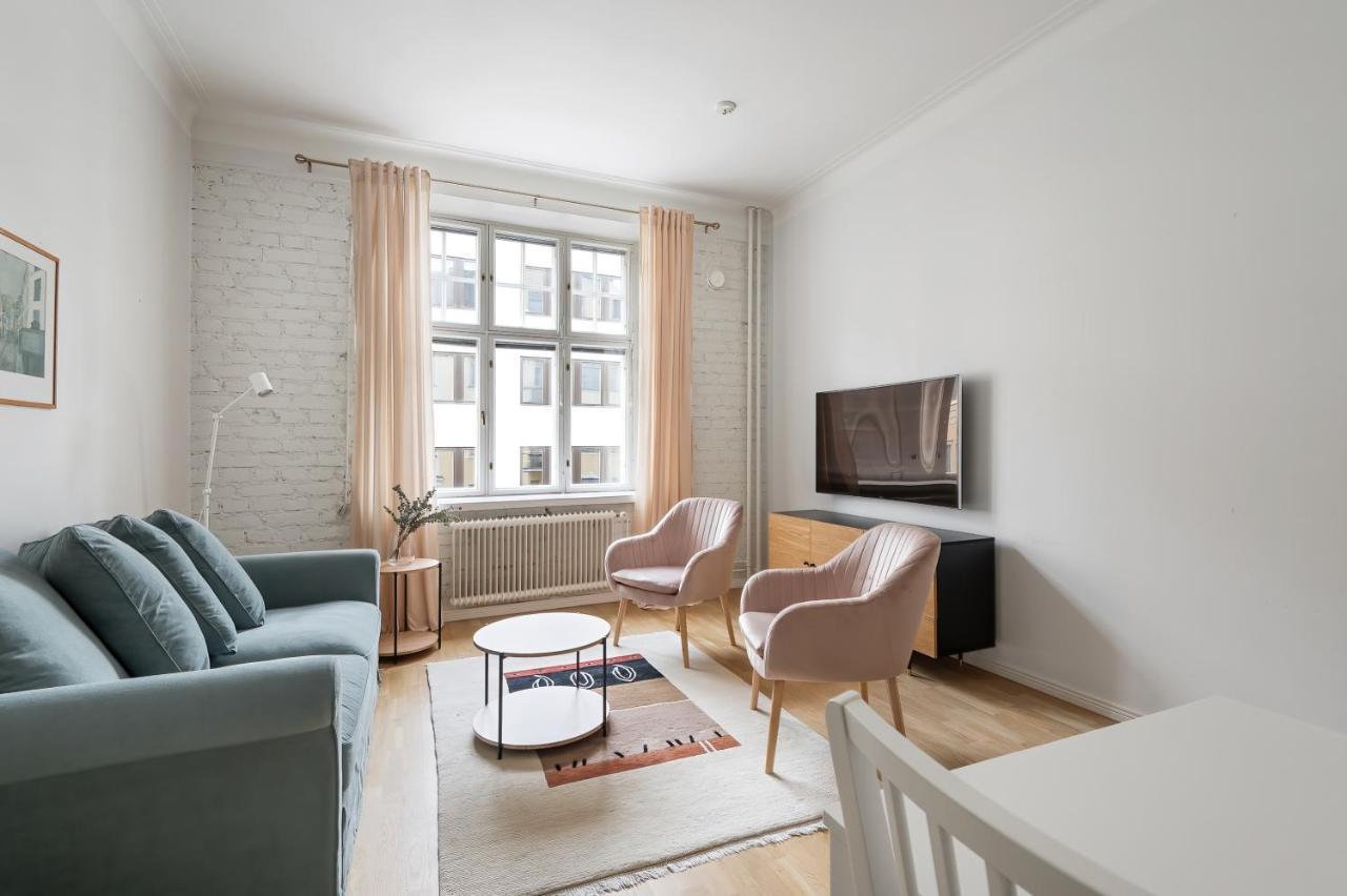 Wehost Fabulous 2Br In Prestigious Punavuori @Iso Roobertinkatu 26 Helsinki Zewnętrze zdjęcie